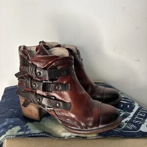 Freebird By Steven FB Circe Rust Size 6 Boots Booties Leather